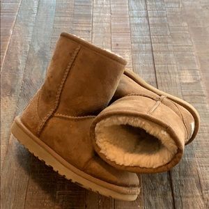 UGG Boots in Chestnut - size 12!